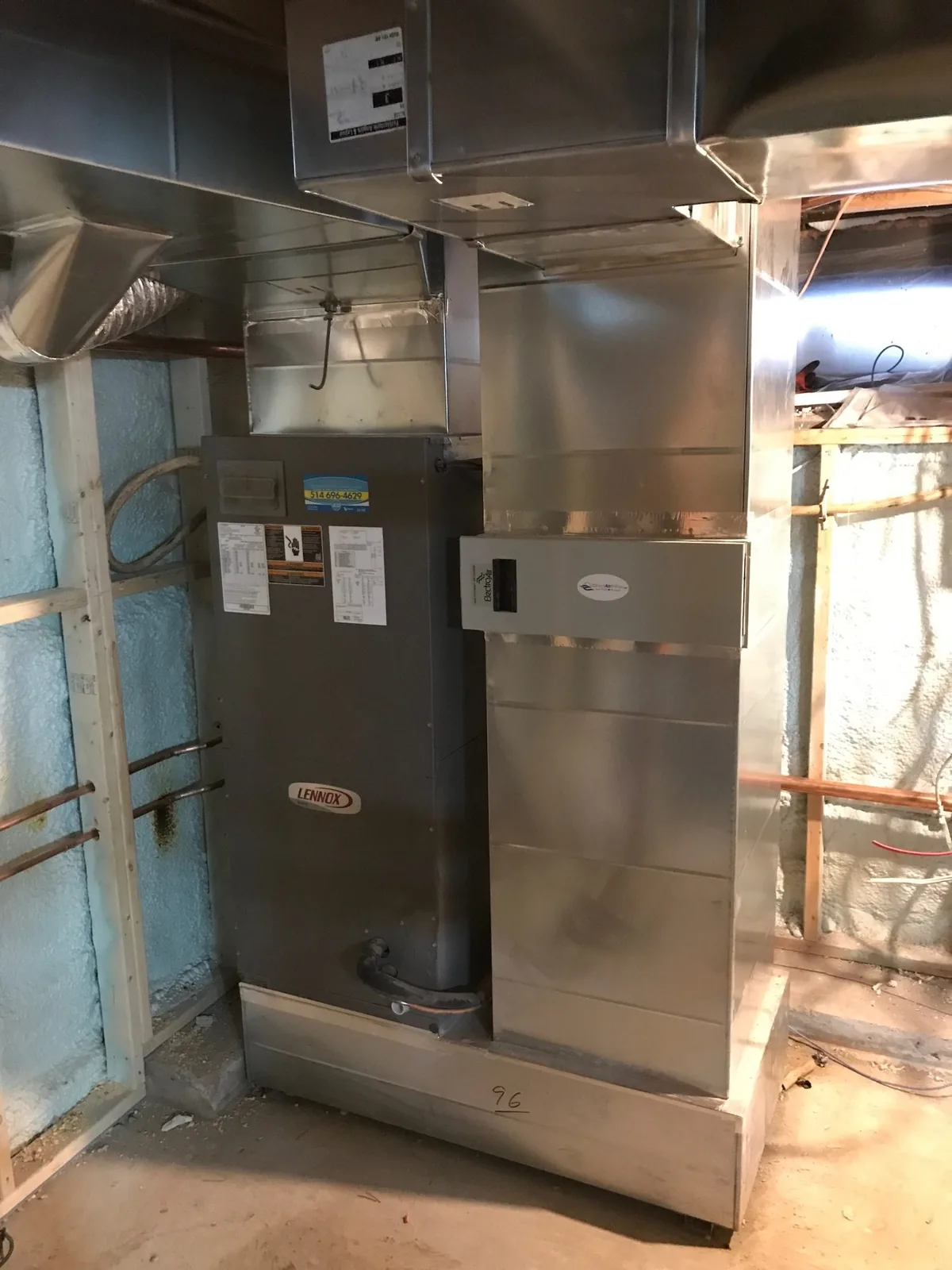 Appareil intérieur Lennox avec section de chauffage électrique